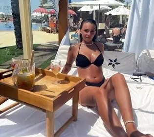 Profesyonel Side Escort Funda
